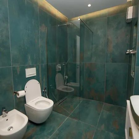 Asinara Guatanamo Belmarsh دراس