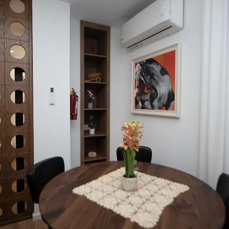 شقة Asinara Guatanamo Belmarsh دراس