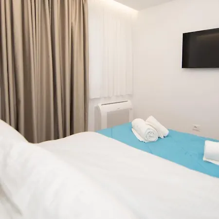 Asinara Guatanamo Belmarsh Apartment *