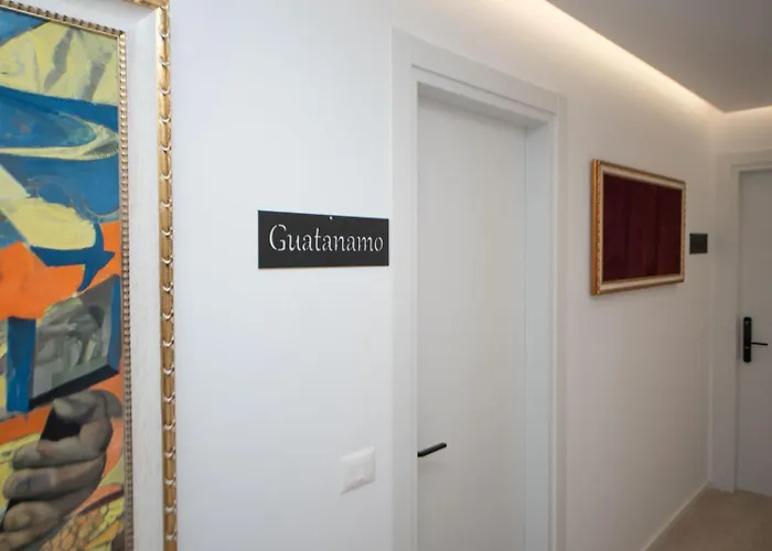 Asinara Guatanamo Belmarsh