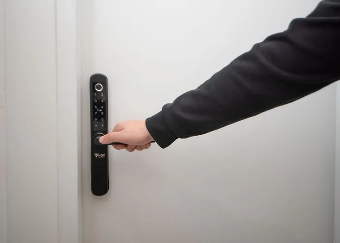 Asinara Guatanamo Belmarsh Durres