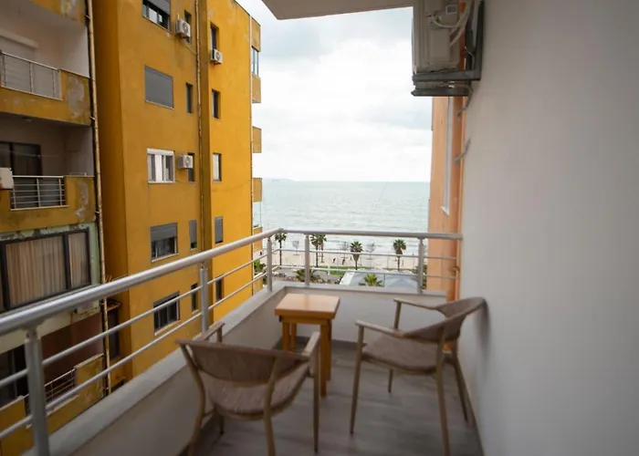 Asinara Guatanamo Belmarsh Apartment *